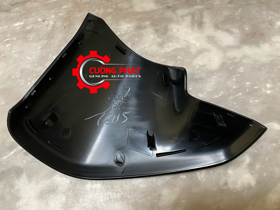 Op-chan-guong-Mitsubishi-Xpander-7632D403-7632D404 (2) Cận cảnh ốp chân gương chiếu hậu Xpander, Xpander Cross