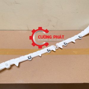 Hình ảnh giá cài cản sau Mitsubishi Xpander chính hãng