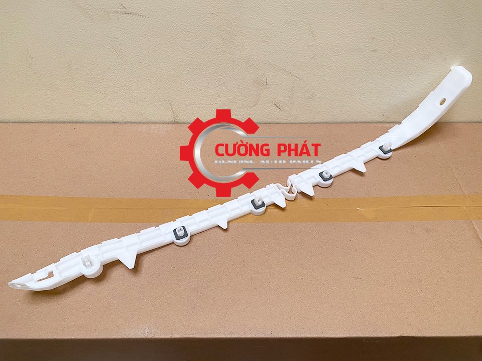 Gia-cai-can-sau-Mitsubishi-Xpander-6410D211-6410D212 (2) Hình ảnh giá cài cản sau Mitsubishi Xpander chính hãng