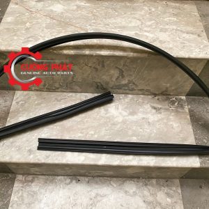 Hình ảnh gioăng chạy kính cửa trước Mitsubishi Attrage, Mirage