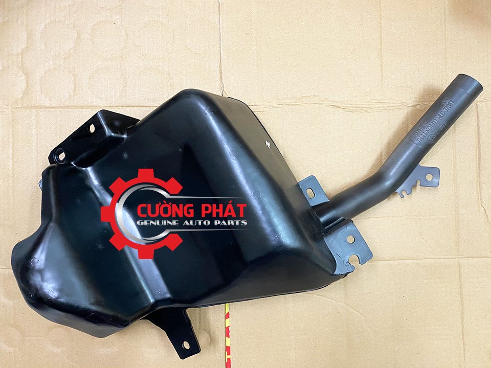 Binh-nuoc-rua-kinh-Mitsubishi-Triton-2009-2014-MN182568 (1) Cận cảnh bình nước rửa kính Triton 2009-2014 chính hãng
