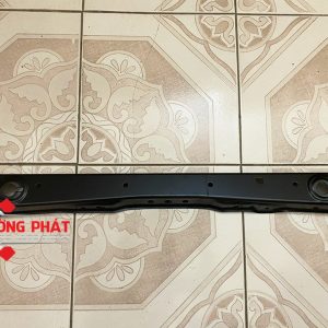 Hình ảnh xương ngang đầu xe trên dàn nóng két nước Mitsubishi Triton, Pajero Sport chính hãng