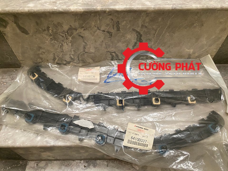 Gia-cai-can-sau-Mitsubishi-Outlander-2014-2020-6410D337-6410D338 (2) Cận cảnh giá cài ba đờ sốc sau Mitsubishi Outlander 2014-2020 chính hãng