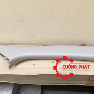 Hình ảnh ốp trụ kính trong Mitsubishi Attrage 2013-2022 chính hãng