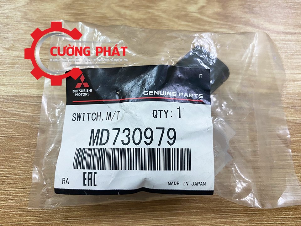 Mã công tắc báo lùi Xpander, Xpander Cross chính hãng