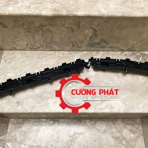 Hình ảnh giá cài cản sau Mitsubishi Pajero Sport chính hãng