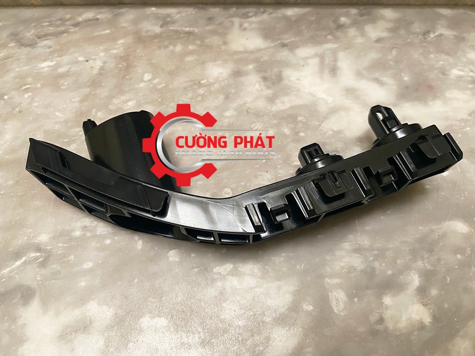 Gia-cai-can-truoc-Mitsubishi-Pajero-Sport-2021-2022-6400J523-6400J524 (3) Hình ảnh giá cài cản trước Mitsubishi Pajero Sport 2021-2022 chính hãng