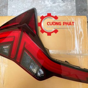 Đèn hậu Mitsubishi Pajero Sport 2021-2022 chính hãng