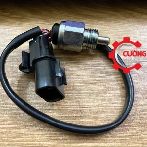 Hình ảnh cảm biến báo lùi Mitsubishi Pajero V31, V73, V93 chính hãng