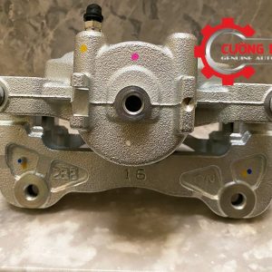 Hình ảnh cụm phanh trước Mitsubishi Triton 2015-2018 chính hãng
