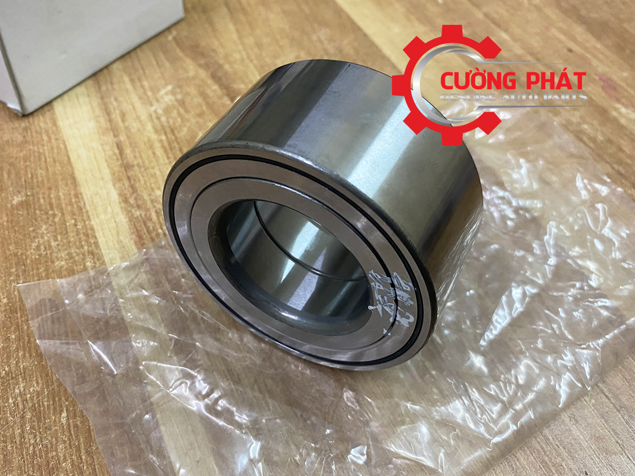 Bi-moay-o-truoc-Mitsubishi-Xpander-40210W010P-3885A040 (4) Cận cảnh bi moay ơ Mitsubishi Xpander