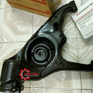 Hình ảnh càng A sau dưới Mitsubishi Grandis chính hãng