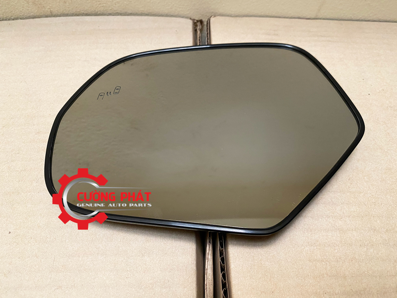 Mat-guong-canh-bao-Mitsubishi-Triton-2020-7632D739-7632D740 (1) Hình ảnh mặt gương có sấy, có cảnh báo Triton 2019-2023