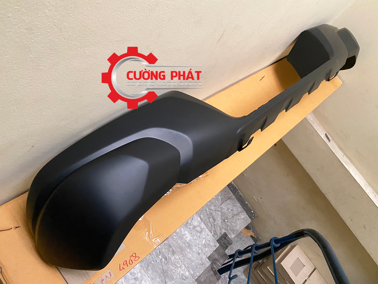 Can-truoc-Mitsubishi-Triton-15-18-6410C967 (1) Hình ảnh cản sau Triton 2015-2018