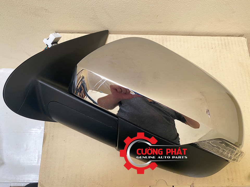 Guong-chieu-hau-Mitsubishi-Triton-2019-7632D333-7632D334 (1) Cận cảnh cụm gương Triton 2020, ốp gương mạ và có xi nhan