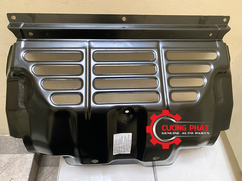 Chan-bun-gam-may-mieng-truoc-Triton-2019-2023-5370B499 (2) Cận cảnh chắn bùn gầm máy Trtion 2020