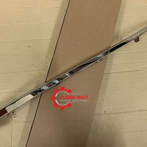 Hình ảnh nẹp mạ cản trước Mitsubishi Xpander chính hãng
