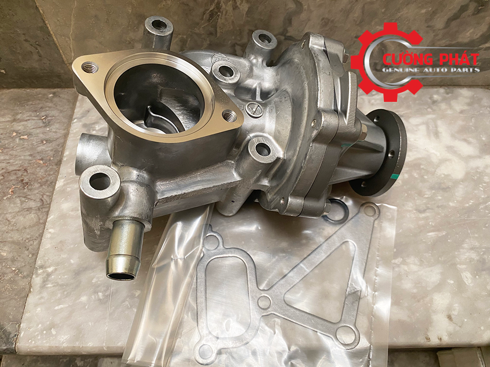 Bom-nuoc-4N15-Mitsubishi-Triton-Sport-2019-1300A140 (4) Cận cảnh bơm nước Triton, Pajero Sport 2019-2023