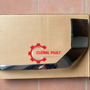 Hình ảnh nẹp mạ cản trước dưới Xpander Cross 2023 chính hãng