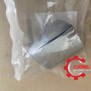 Góc chụp cận cảnh đuôi tay mở cửa ngoài Xpander 2018-2024 chính hãng