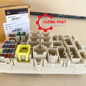 Chi tiết tem mã hộp cầu chì Attrage, Mirage 2014-2024 chính hãng
