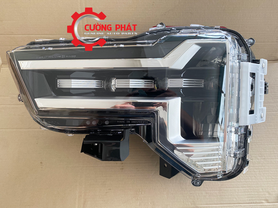 Den-pha-led-Mitsubishi-Xpander-2022-8301D837-8301D838-co (4) Hình ảnh đèn pha led Xpander 2022 chỉnh cơ