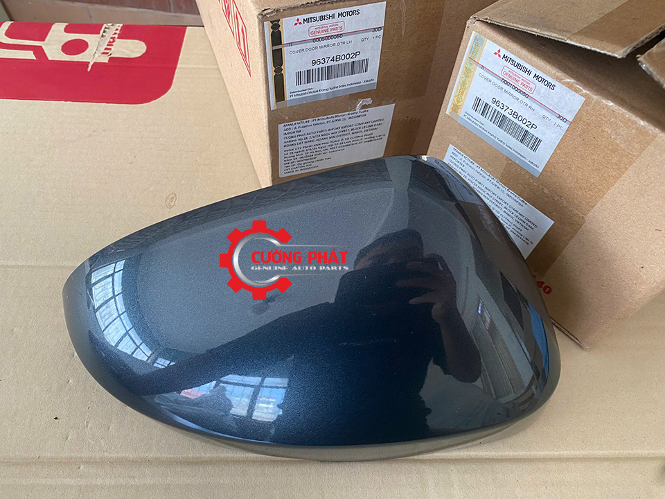 Op-guong-Mitsubishi-Xforce-96373B002P-96374B002P (5) Tem mã ốp gáo gương Mitsubishi Xforce