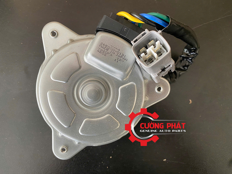 Mo-to-ket-nuoc-Mitsubishi-XForce-21487W090P (3) Cận cảnh mặt sau mô tơ làm mát két nước XForce