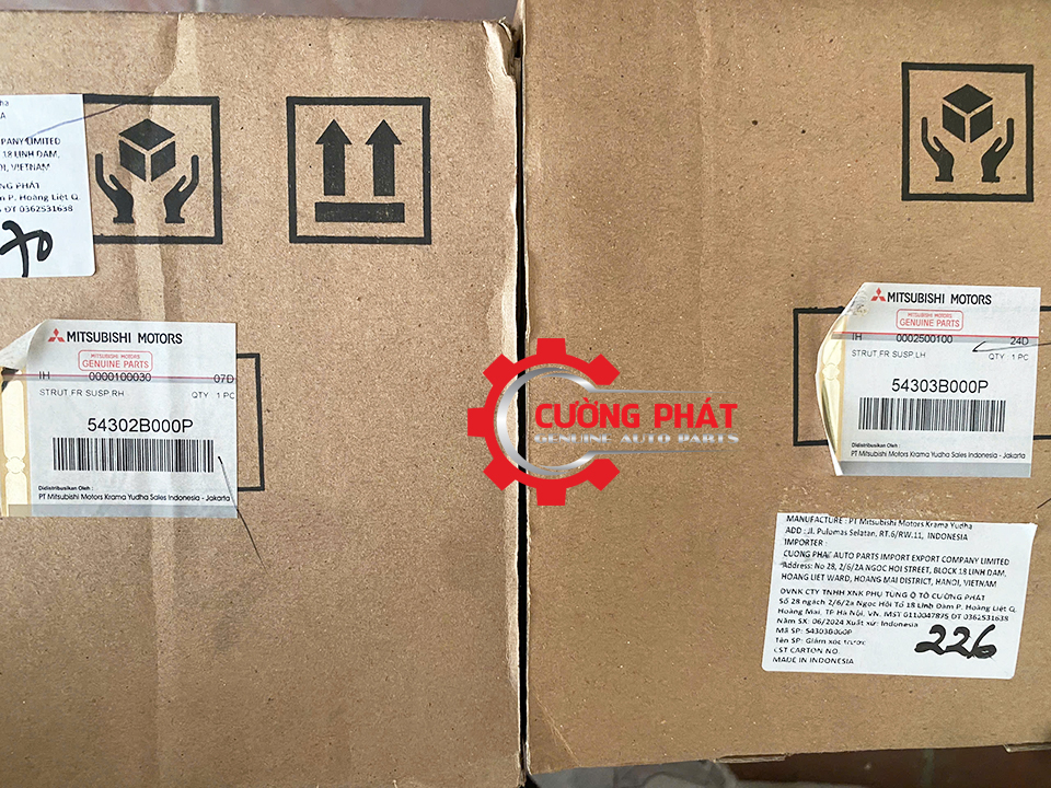Giam-xoc-truoc-Mitsubishi-XForce-54303B000P-54302B000P (4) Tem mã giảm xóc trước Mitsubishi XForce chính hãng