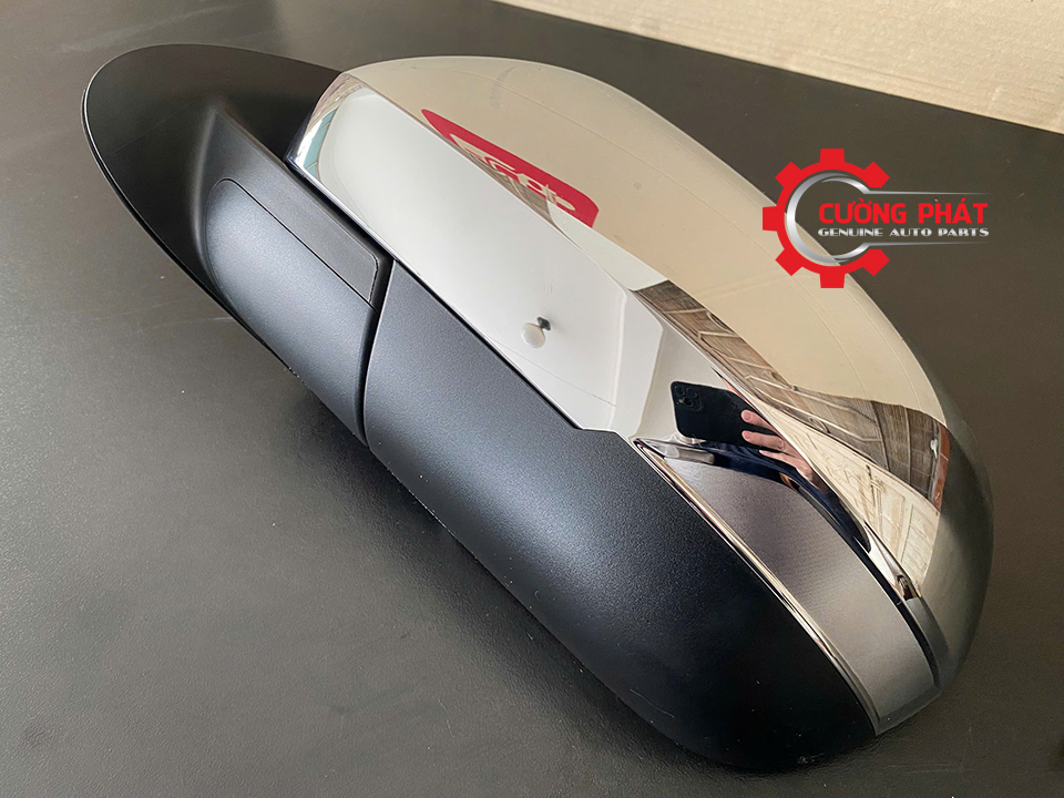 Guong-chieu-hau-Mitsubishi-Triton-2019-7632D647-7632D648 (1) Cận cảnh gương chiếu hậu Triton không xi nhan