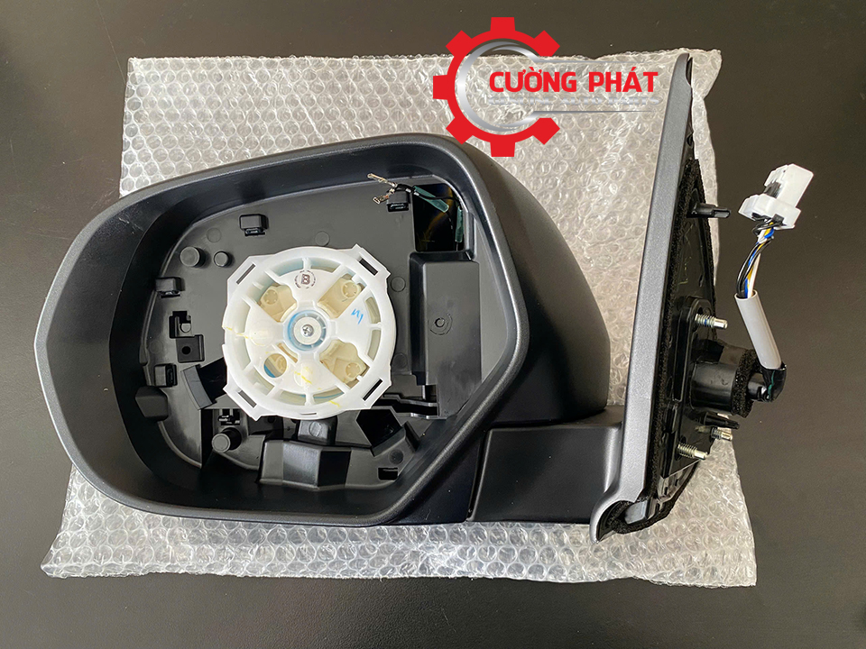 Guong-chieu-hau-Mitsubishi-Triton-2019-7632D647-7632D648 (4) Bên trong gương chiếu hậu Mitsubishi Triton không xi nhan