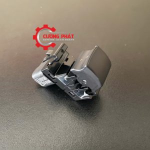Hình ảnh công tắc nâng kính Xpander