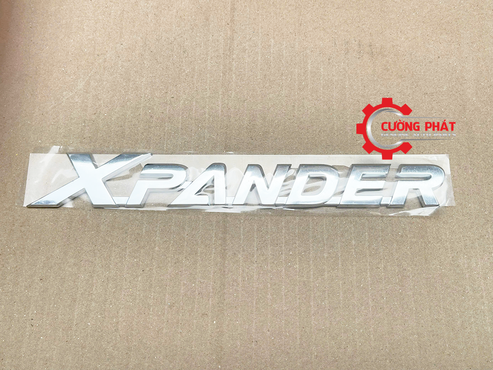 Hình ảnh chữ Xpander cốp sau Xpander 2018-2025