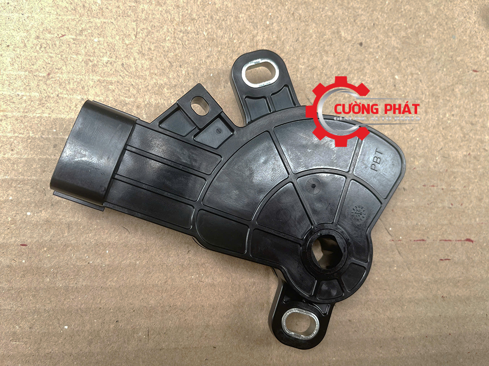 Hình ảnh công tắc báo số Attrage, Mirage AT chính hãng