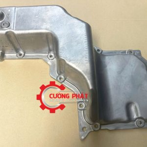 Góc chụp cận cảnh đáy cacte dầu động cơ Triton, Sport 2019-2024