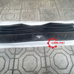 Hình ảnh ốp che khóa cửa hậu Xforce chính hãng