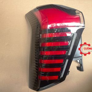 Hình ảnh đèn hậu ngoài Destinator Ultimate, Premium