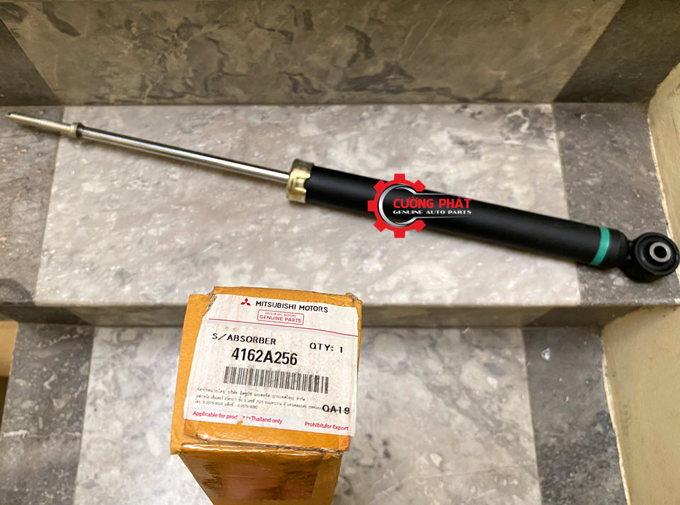 Giam-xoc-sau-Mitsubishi-Attrage
